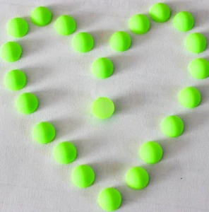 Zelené neonové půlperly 8 mm