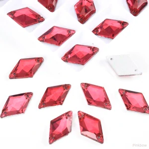Našívací kamínky kosočtverec fuchsiový 7x15mm