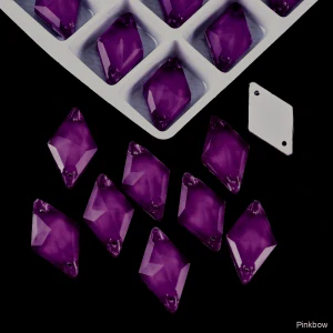 Našívací kamínky kosočtverec tmavě fialový 10x18mm