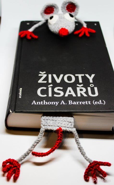  Háčkovaná záložka do knihy Myš
