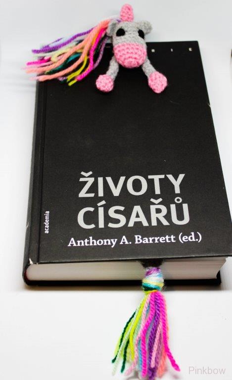 Háčkovaná záložka do knihy Jednorožec