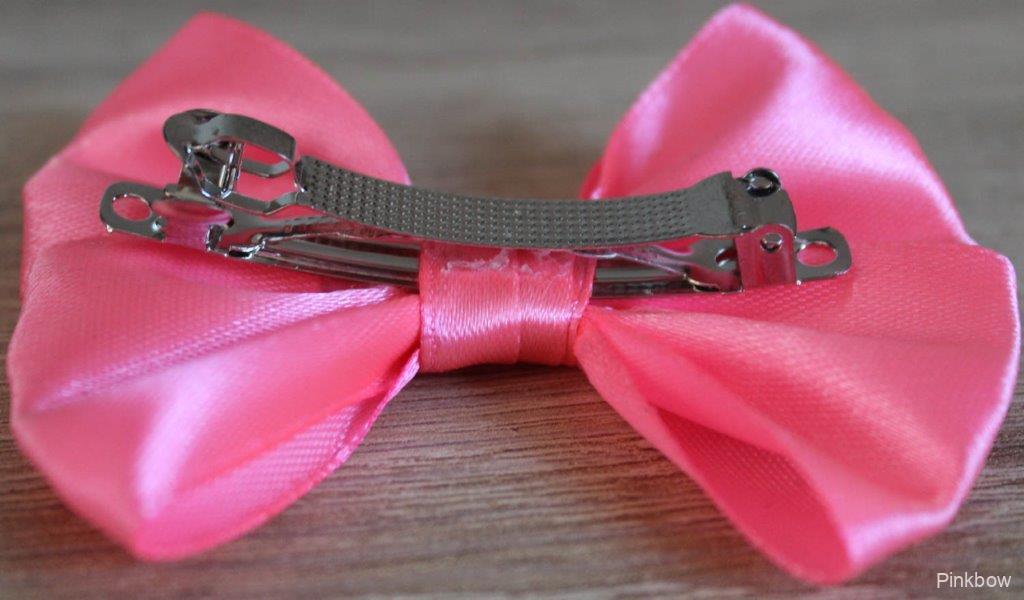 Světle růžová retro spona